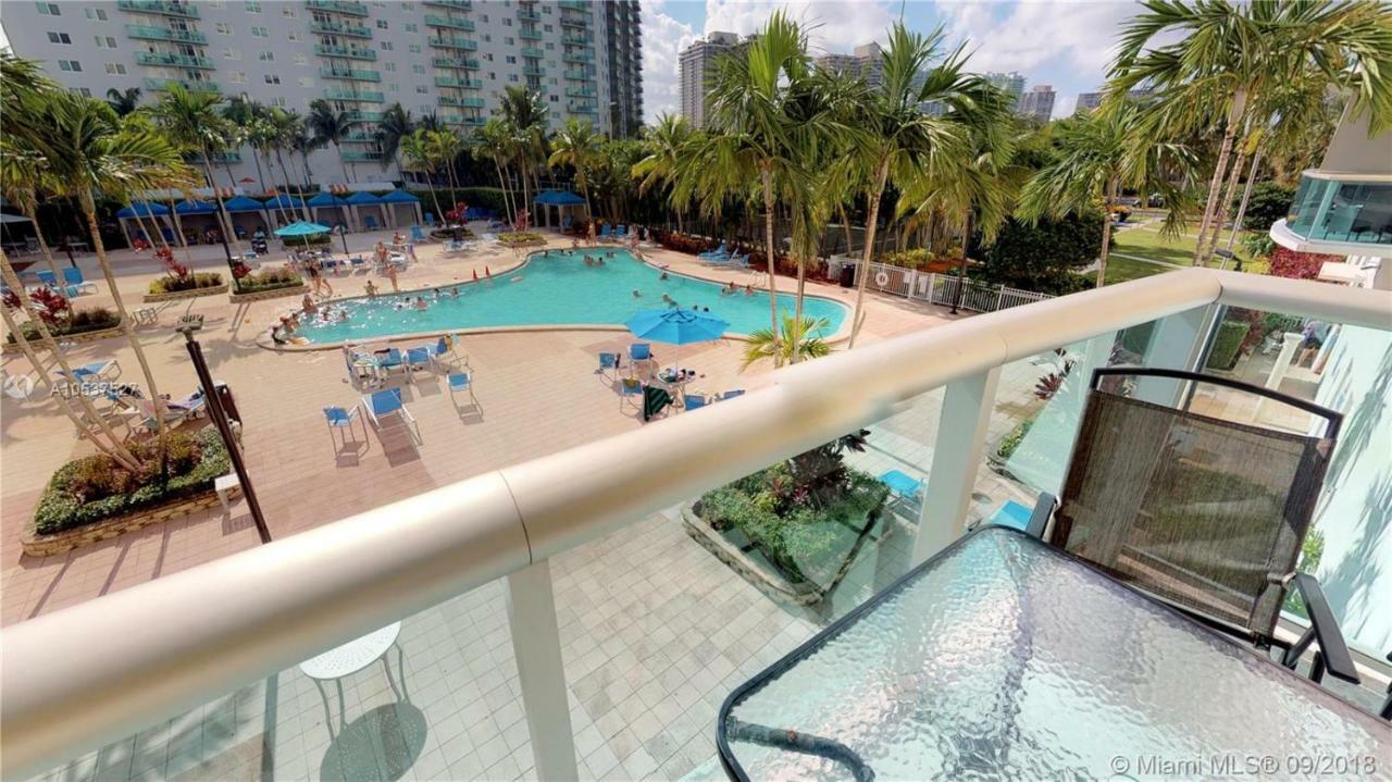 Sunny Isles Condo Resort Miami Beach Exteriör bild